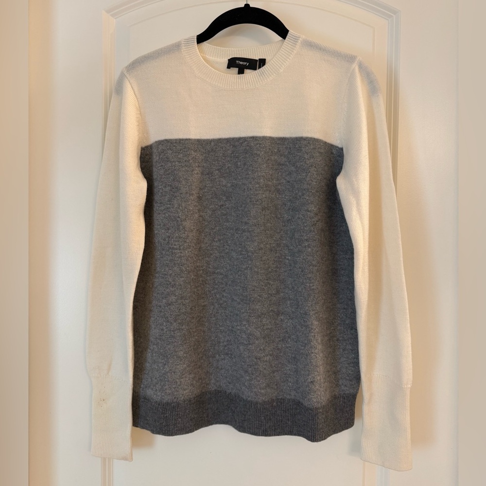 Theory Gray and Cream Crewneck Sweater